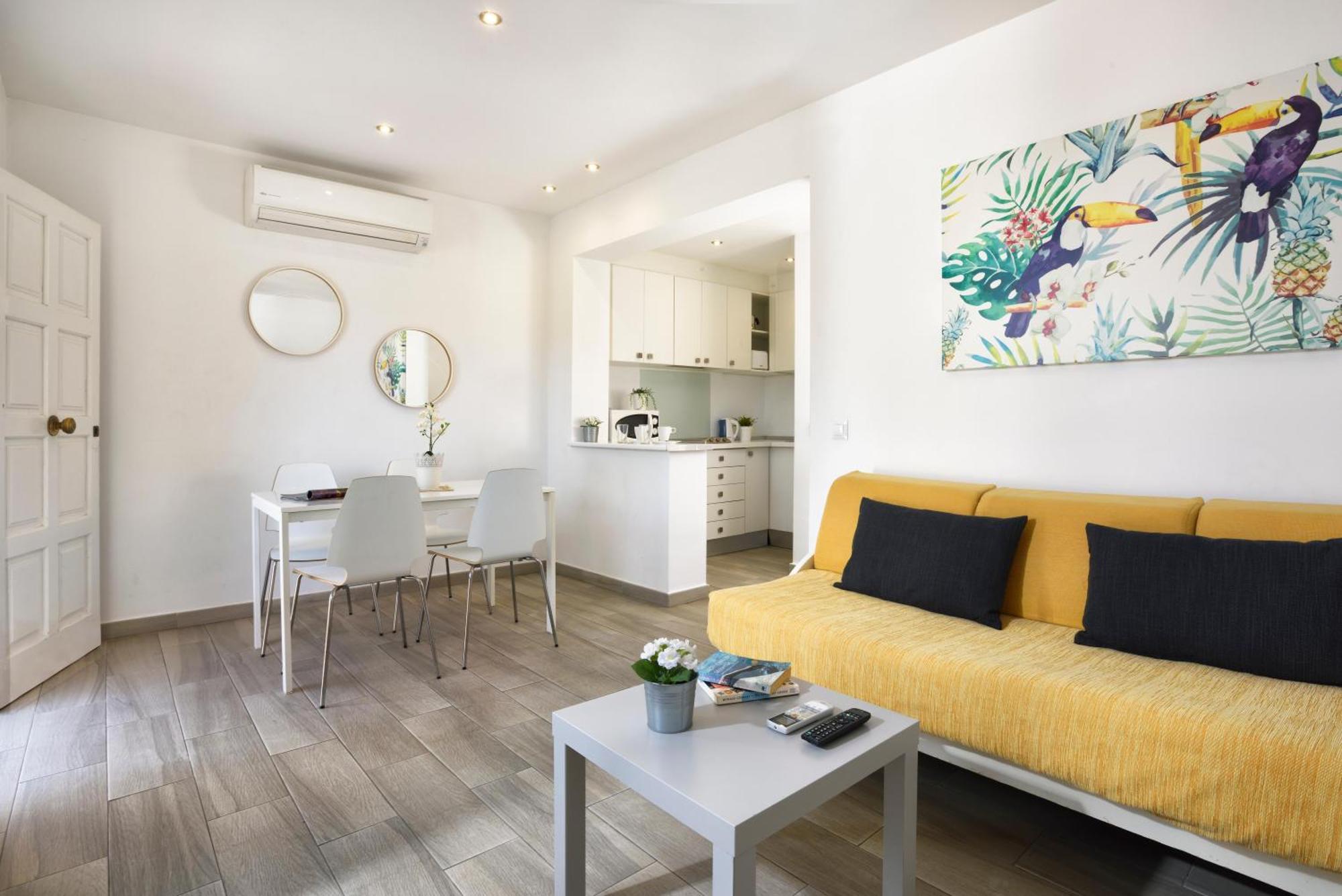 Naika Studios & Apartments Palma Nova  Ngoại thất bức ảnh