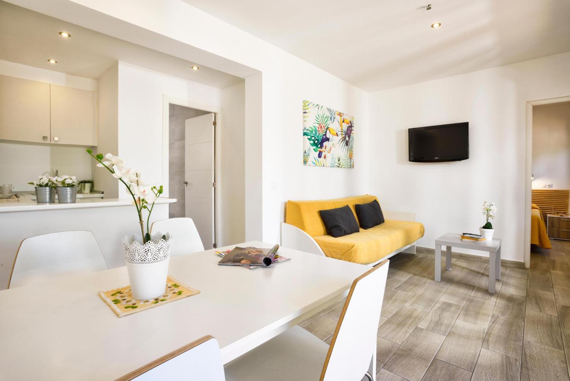 Naika Studios & Apartments Palma Nova  Ngoại thất bức ảnh
