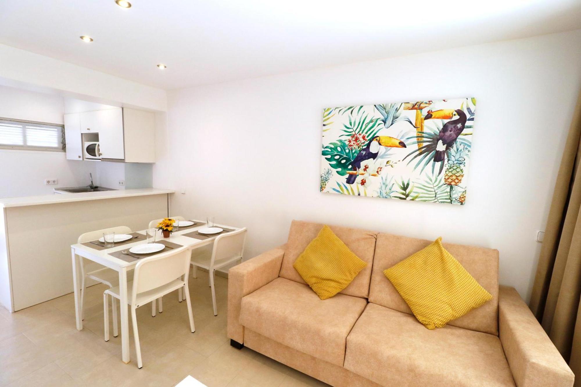 Naika Studios & Apartments Palma Nova  Ngoại thất bức ảnh