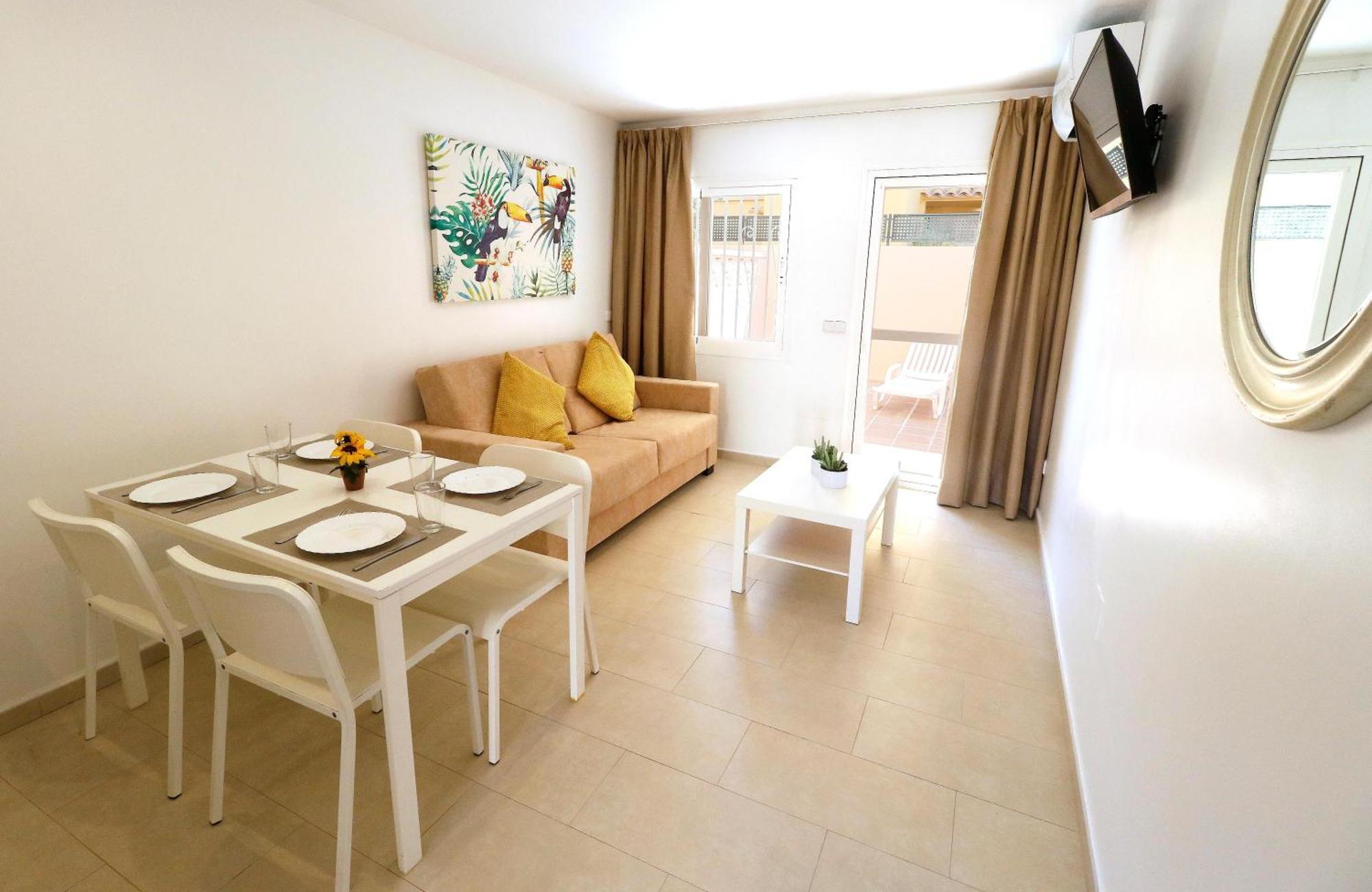 Naika Studios & Apartments Palma Nova  Ngoại thất bức ảnh