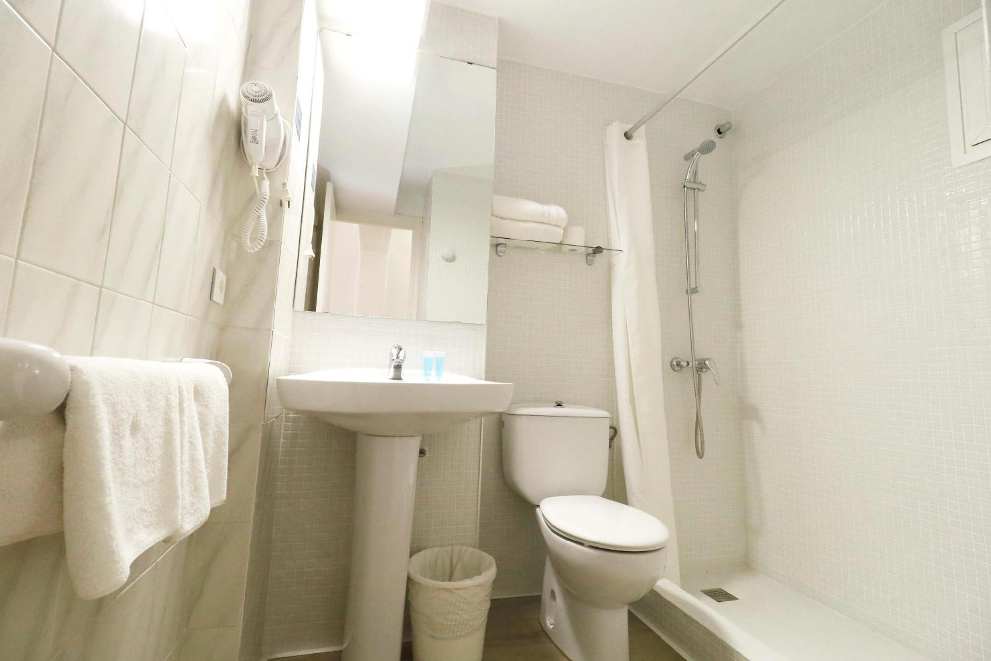 Naika Studios & Apartments Palma Nova  Ngoại thất bức ảnh