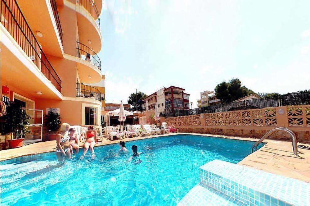 Naika Studios & Apartments Palma Nova  Ngoại thất bức ảnh